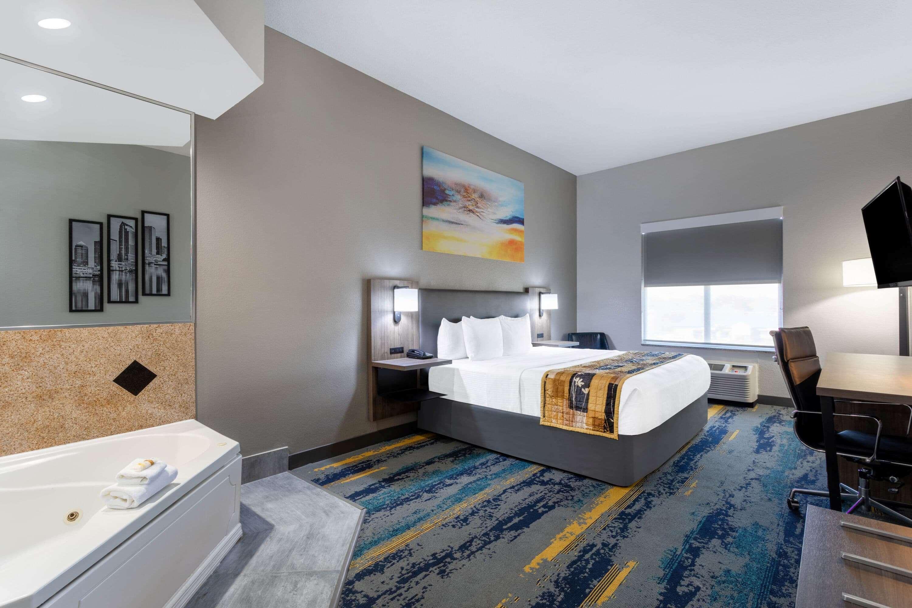 La Quinta By Wyndham Tampa Central Exteriör bild